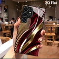 Coque bordeaux et dorée pour Samsung Galaxy S25 Ultra, tenue en main